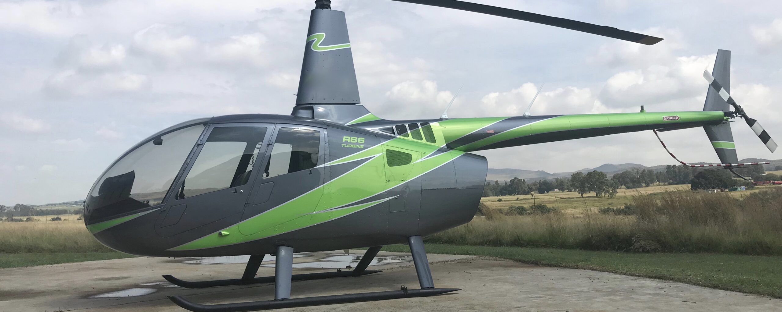 Robinson R66 - 2011 - Image 2