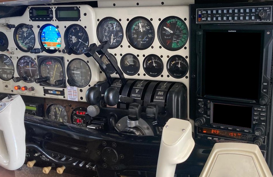 Beechcraft Baron 58 - 1975 - Image 3